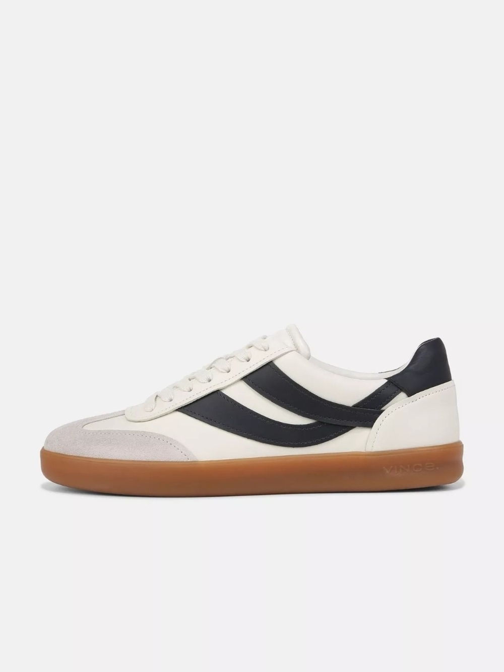 Vince Cream Black Low-Top Sneakers with Gum Sole Oasis Leather Sneaker Size 5.5